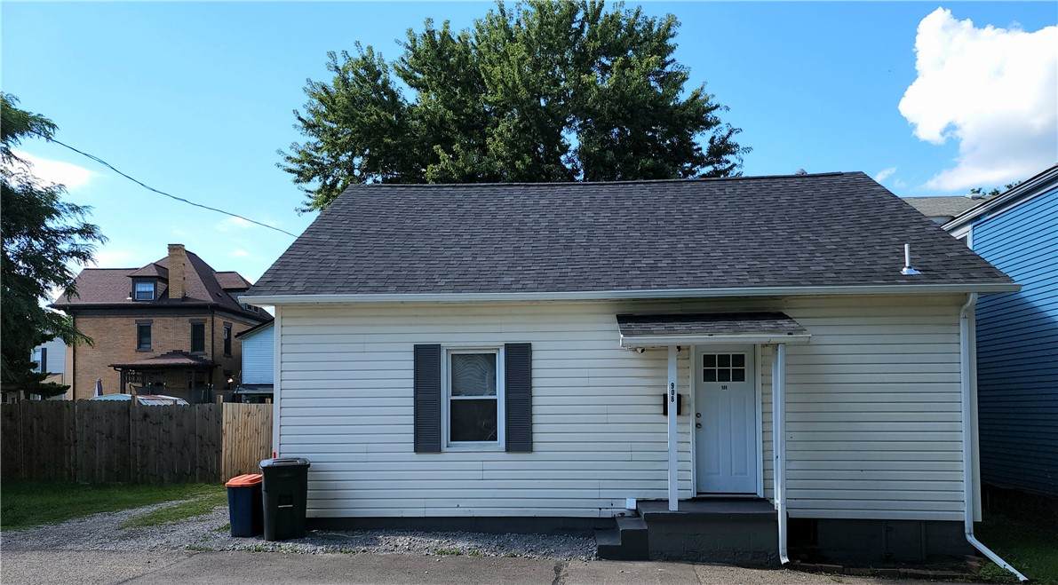908 School St - Photo 1