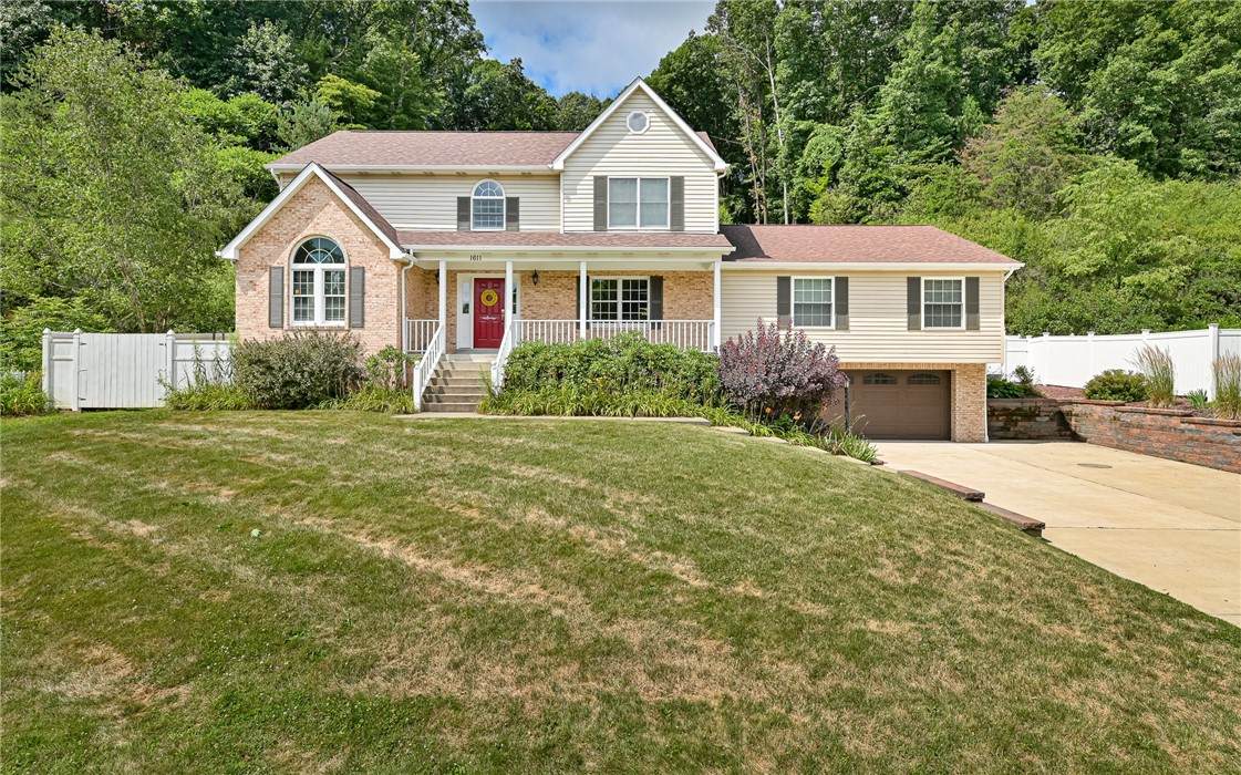 1611 Valley Brooke Ct - Photo 1