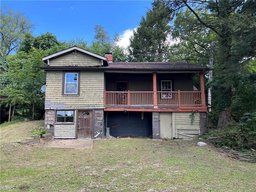203 Monroe St - Photo 1