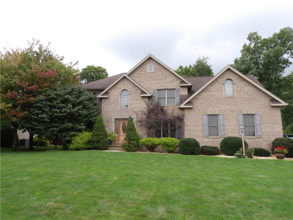1040 Cross Creek Dr - Photo 1
