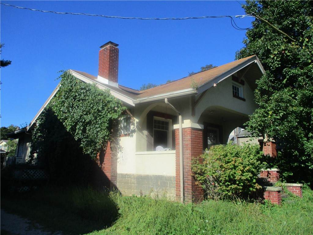 215 Walnut Street - Photo 1