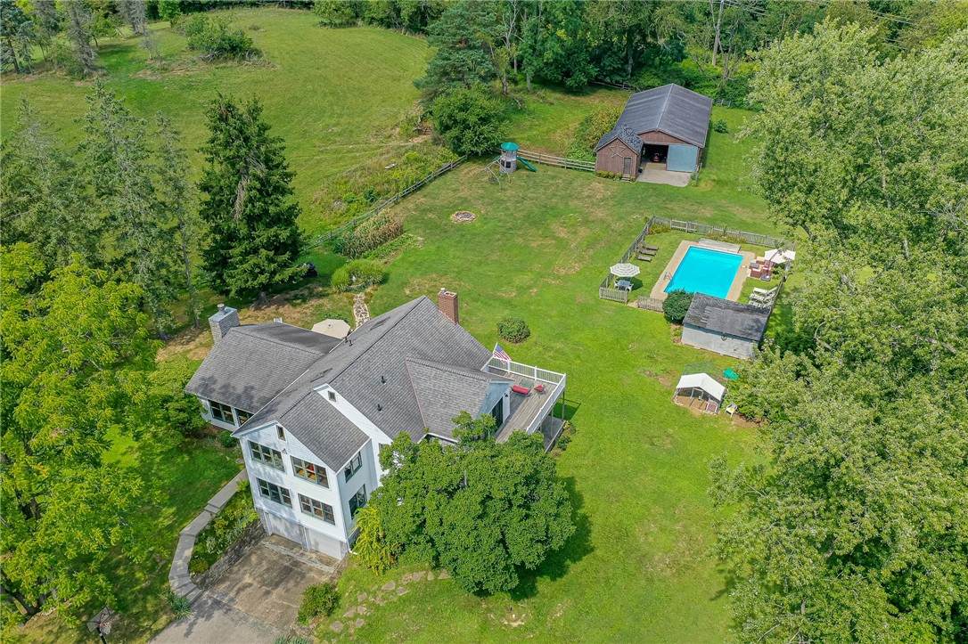 410 English Rd - Photo 1