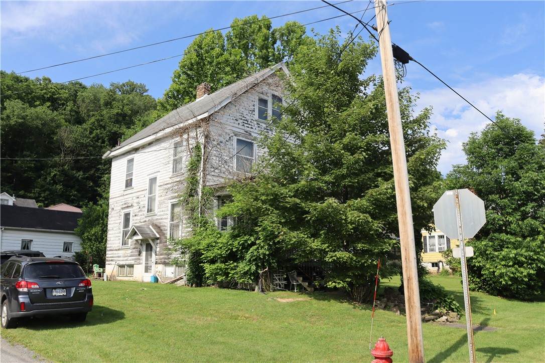 158 15th St - Photo 1