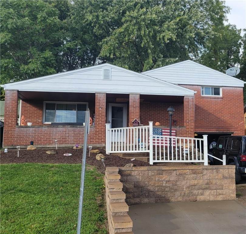 831 Londonderry Dr - Photo 1