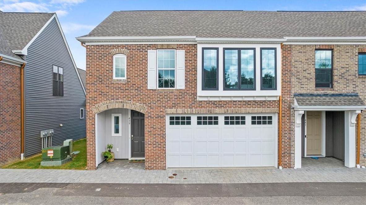 439 Roebling Ct - Photo 1
