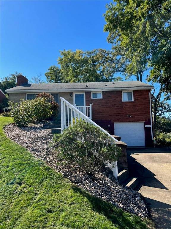 1422 Magnolia Dr - Photo 1