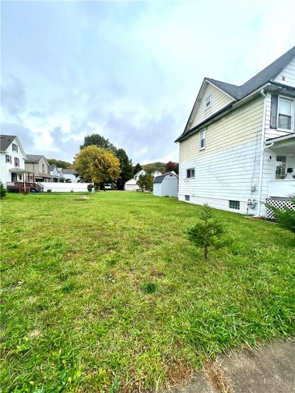 522 Brady St - Photo 1