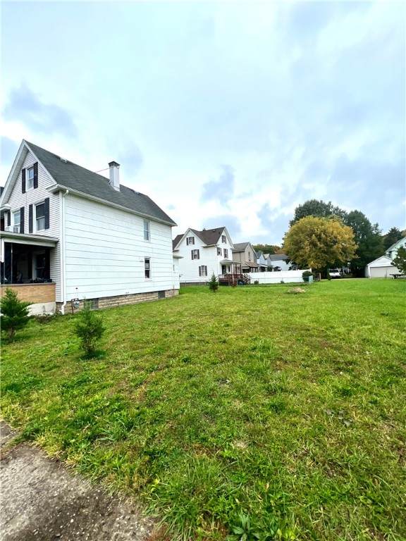 524 Brady St - Photo 1
