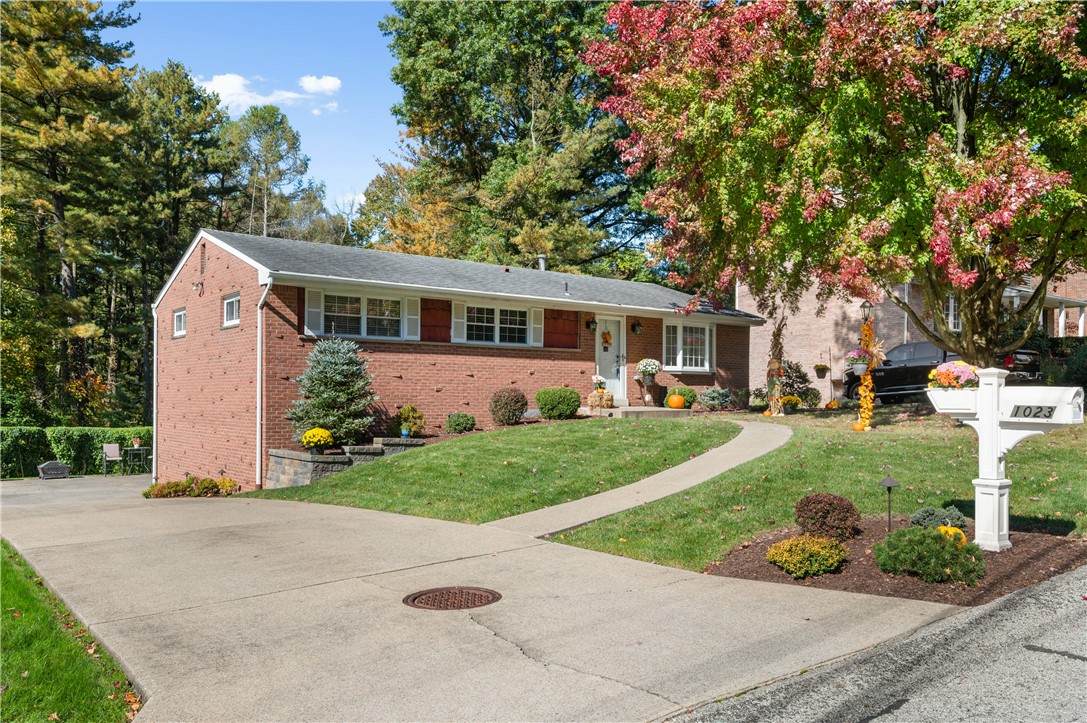 1023 Harvard Road - Photo 1