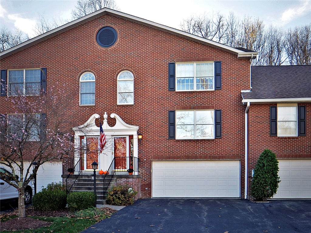703 Cherry Blossom Court - Photo 1