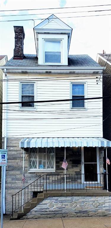 326 Ella St - Photo 1