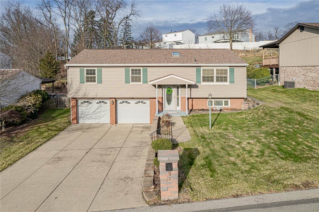 23 Koomatuck Dr - Photo 1