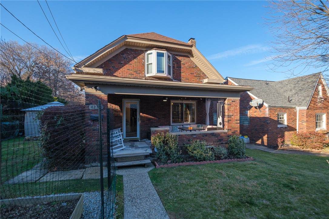 4230 Tuxey Ave - Photo 1