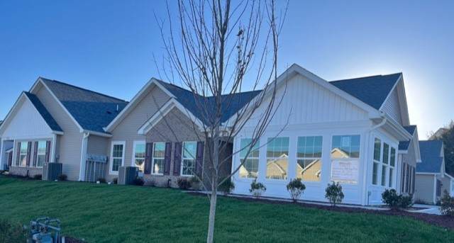 1212 Sandy Ridge Drive - Photo 1