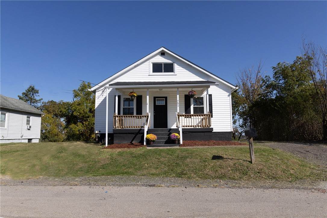 751 Cleveland Rd - Photo 1