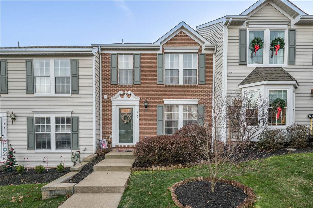 850 Parkridge Ln - Photo 1