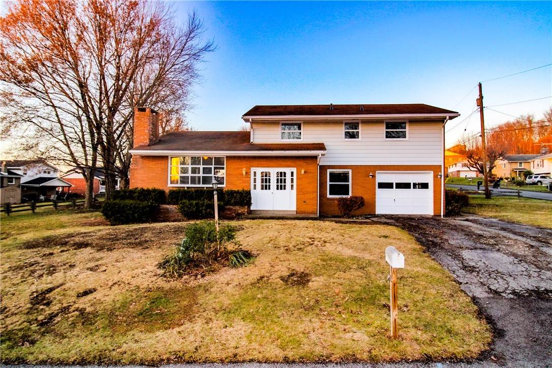 131 Melrose Dr - Photo 1
