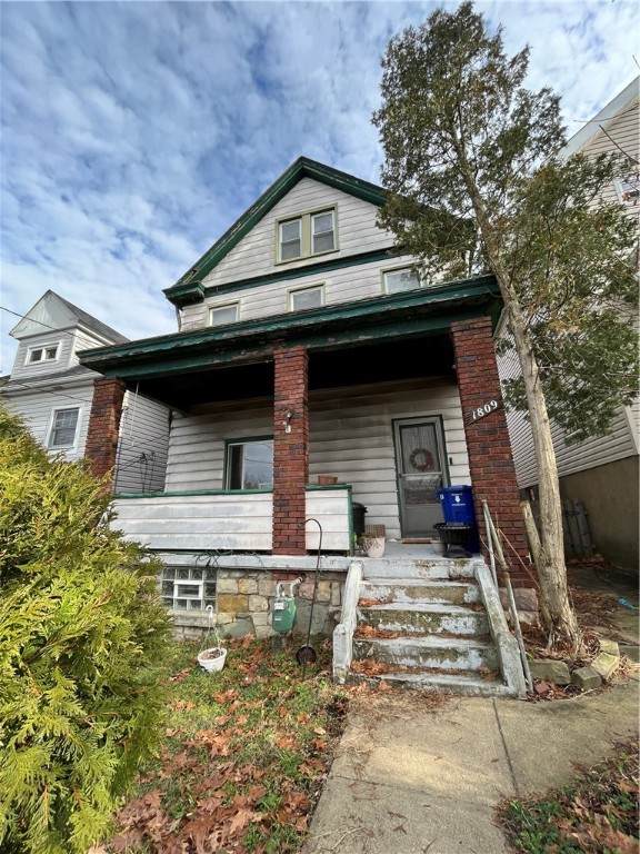 1809 Woodward Ave - Photo 1