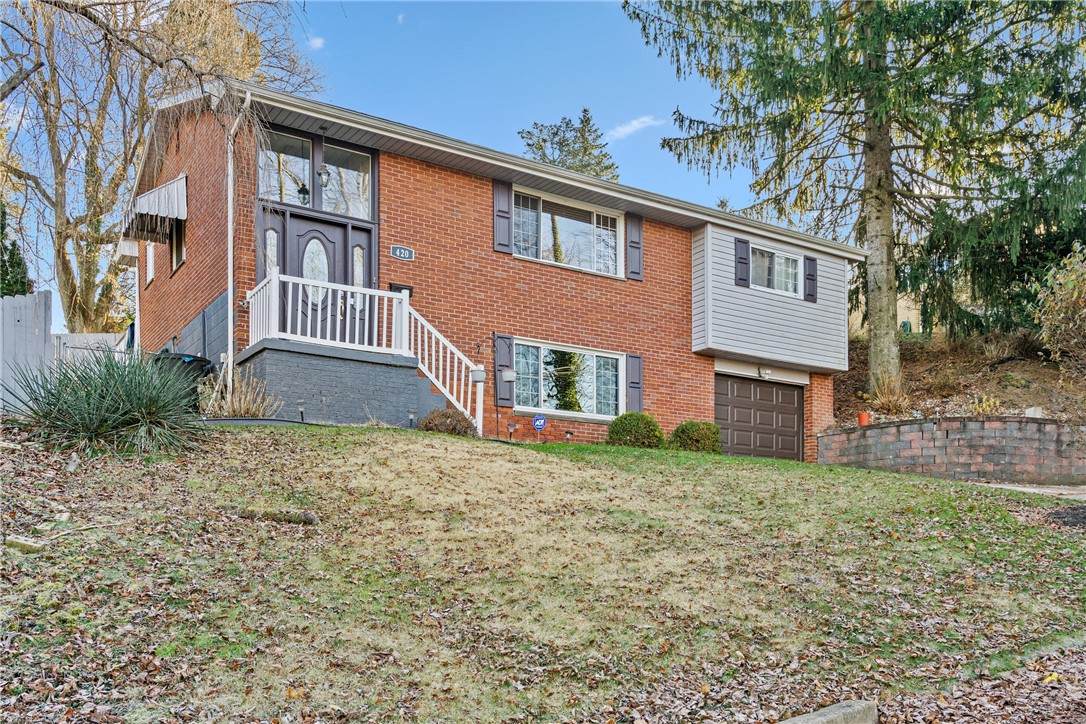 420 Collins Dr - Photo 1