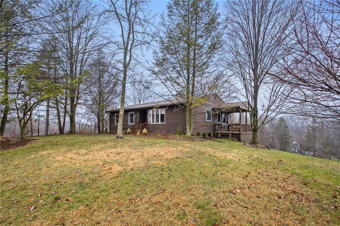 2387 Fairhill Rd - Photo 1