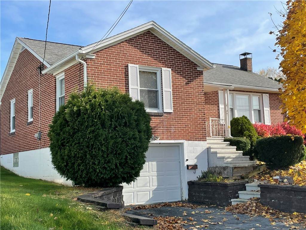 1723 Ringling Ave - Photo 1
