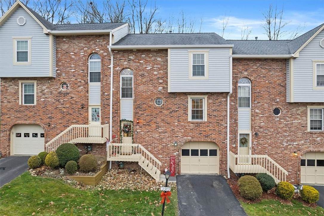 2202 Timberglen Dr - Photo 1