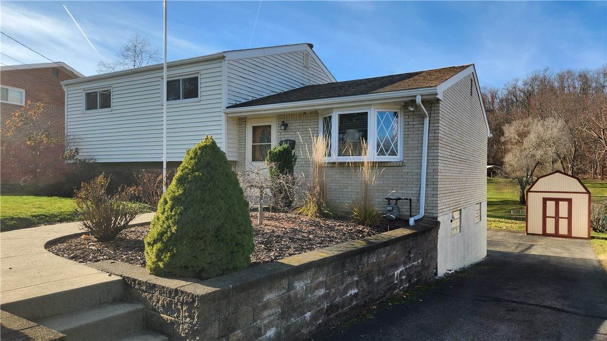 858 Niagara - Photo 1