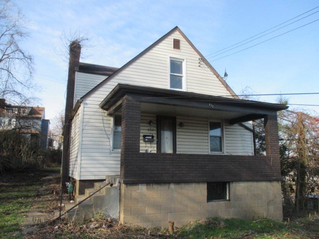 832 Munn St - Photo 1