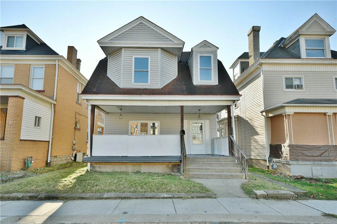 411 Russellwood Avenue - Photo 1