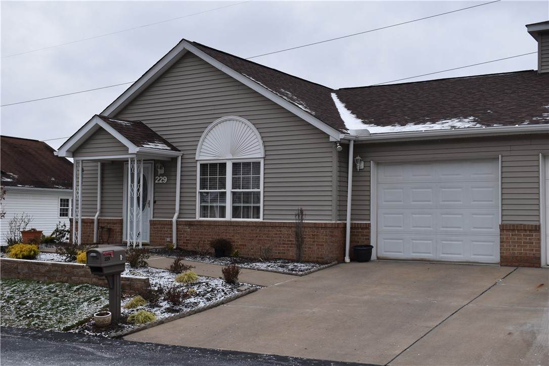 229 Village Ct - Photo 1