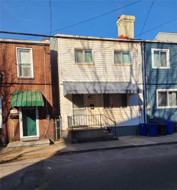 4833 Hatfield St - Photo 1