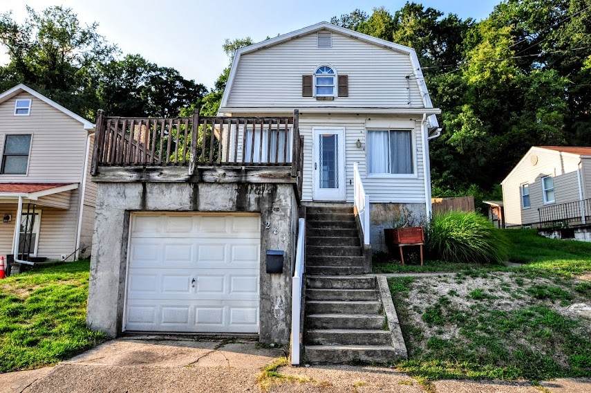 283 Patterson Ave - Photo 1