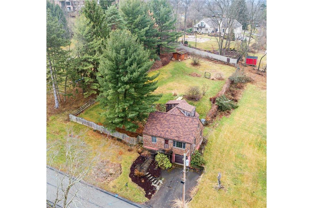 340 Franklin Drive - Photo 1