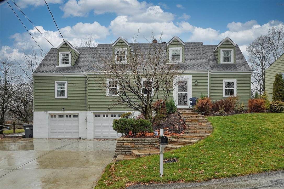 112 Oxford Place - Photo 1