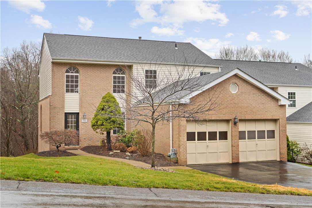 7001 Clubview Drive - Photo 1