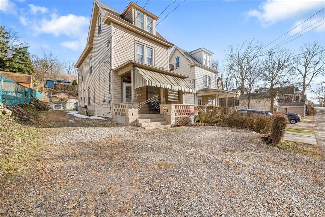 740 Elm Way - Photo 1