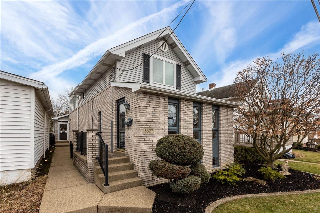 5327 Main Street - Photo 1