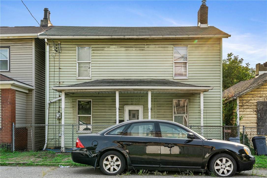 1214 Rebecca St - Photo 1