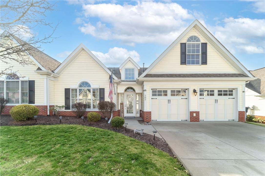 107 Spring Blossom Circle - Photo 1