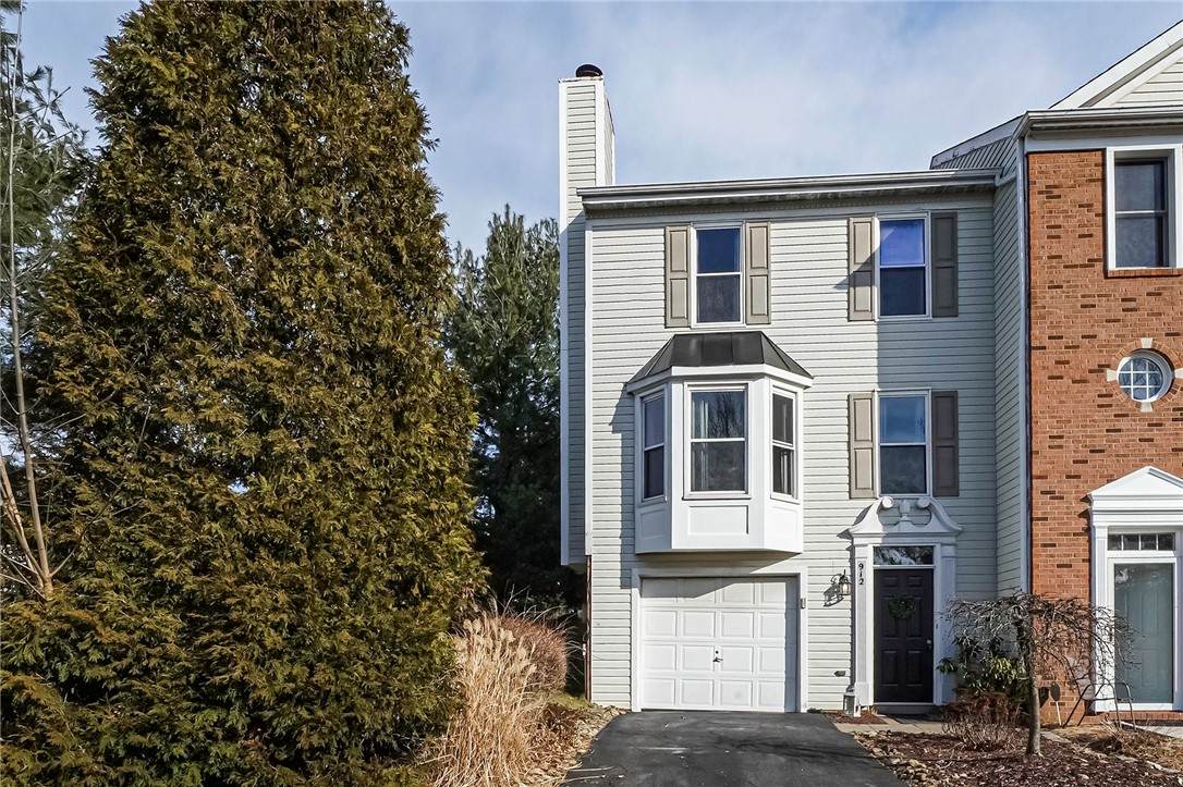 912 Lexington Dr. - Photo 1