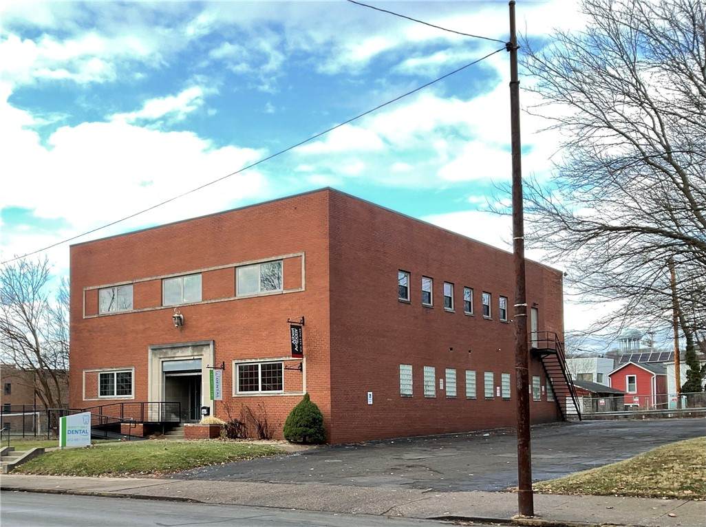 715 N Highland Avenue - Photo 1