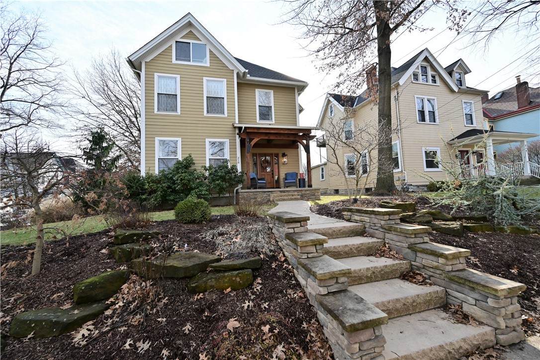 218 Biddle Avenue - Photo 1