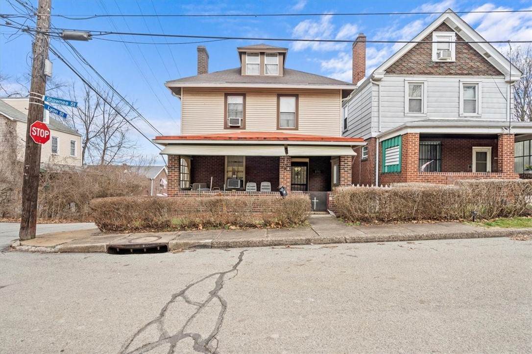 801 Shawnee St - Photo 1