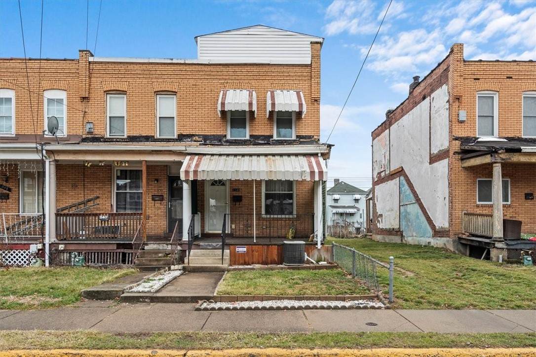 1140 Race St - Photo 1