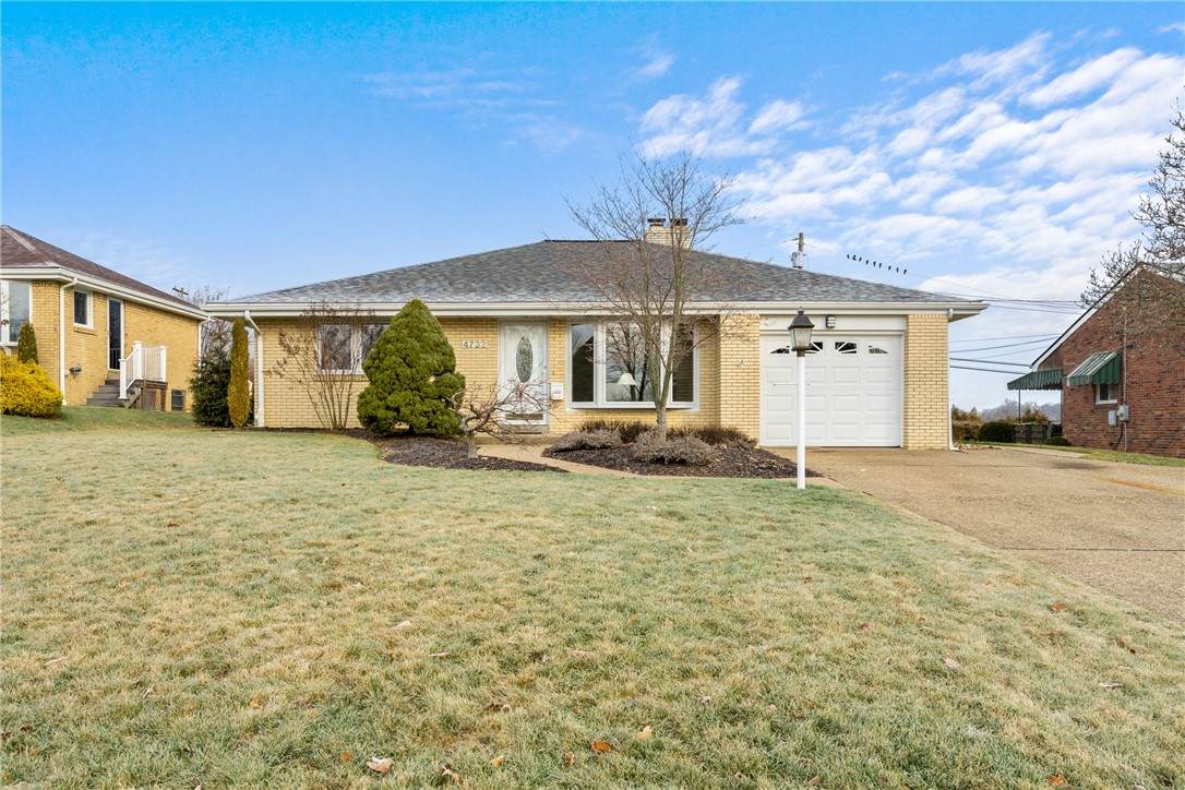 4733 Doverdell Dr - Photo 1