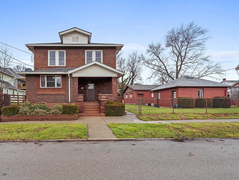 510 Carbon St - Photo 1