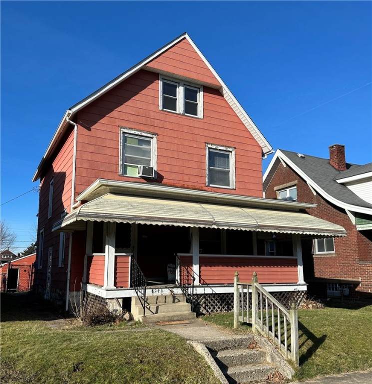 424 Sherman Ave - Photo 1