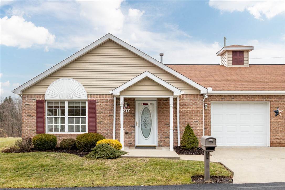 217 Village Ct - Photo 1