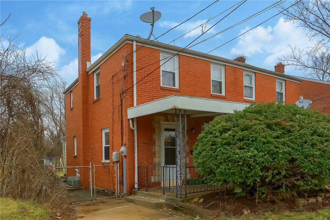 711 Shadycrest Rd - Photo 1