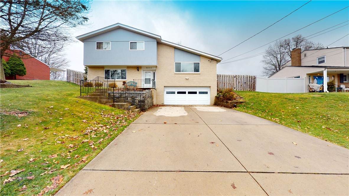 8830 Breezewood Dr - Photo 1